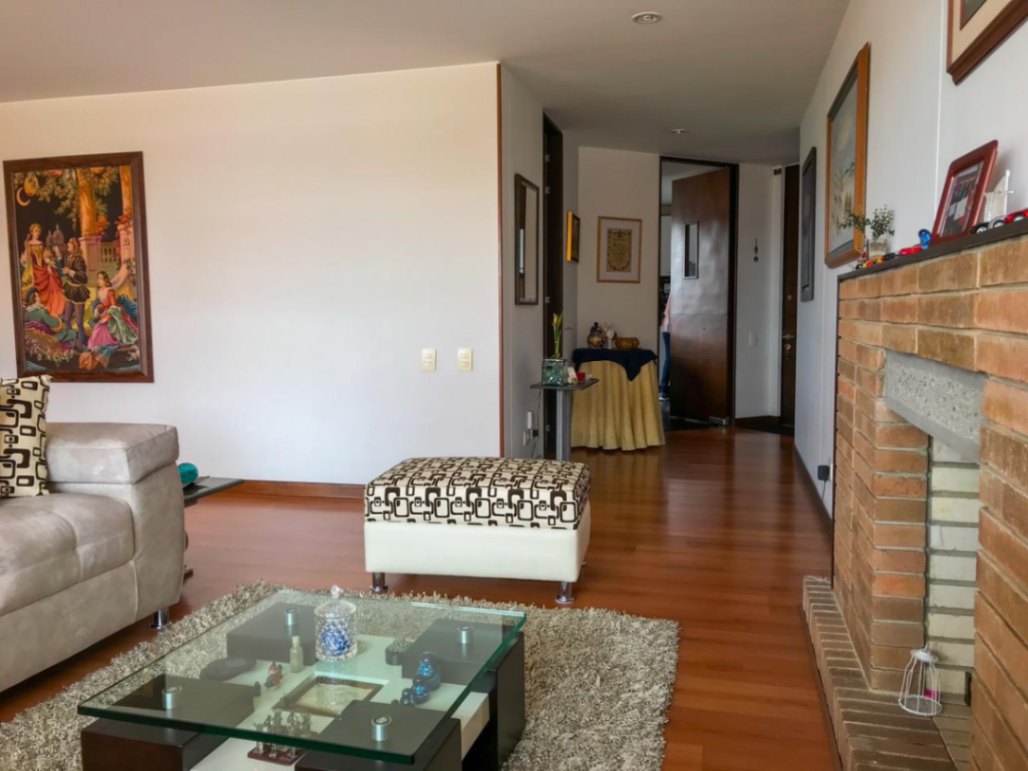 Cl. 152b #58c-50, Bogotá, Colombia 4